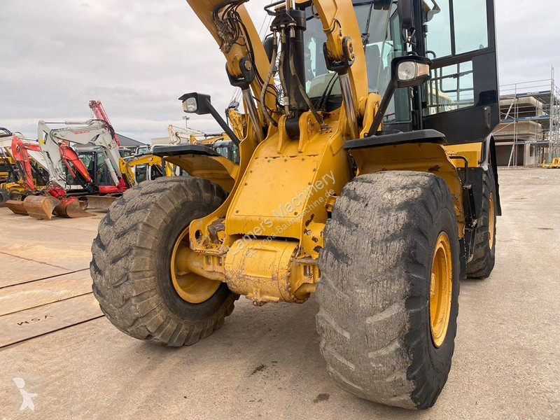 Shovel Caterpillar NVT