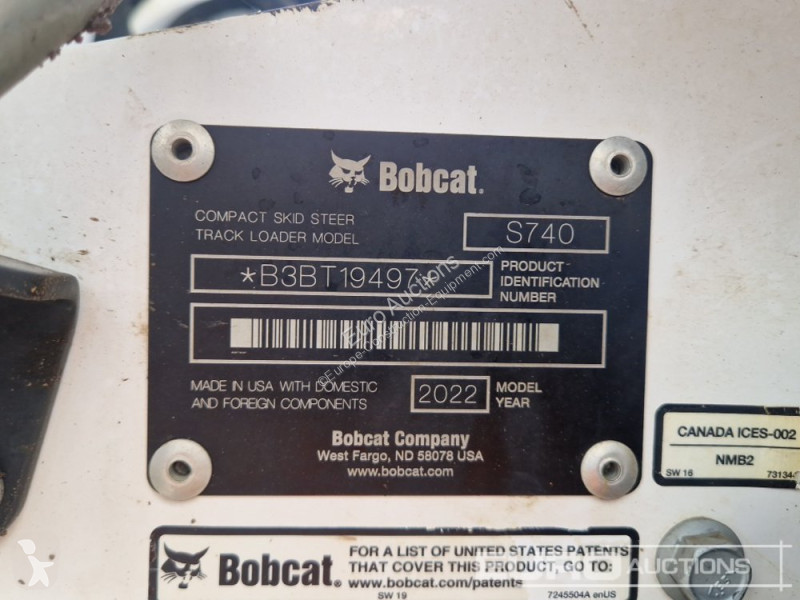 Shovel Bobcat S740