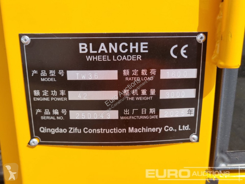 Pá carregadora Blanche TW36