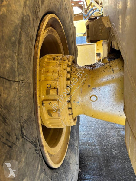 Chargeuse Caterpillar (Full service history...