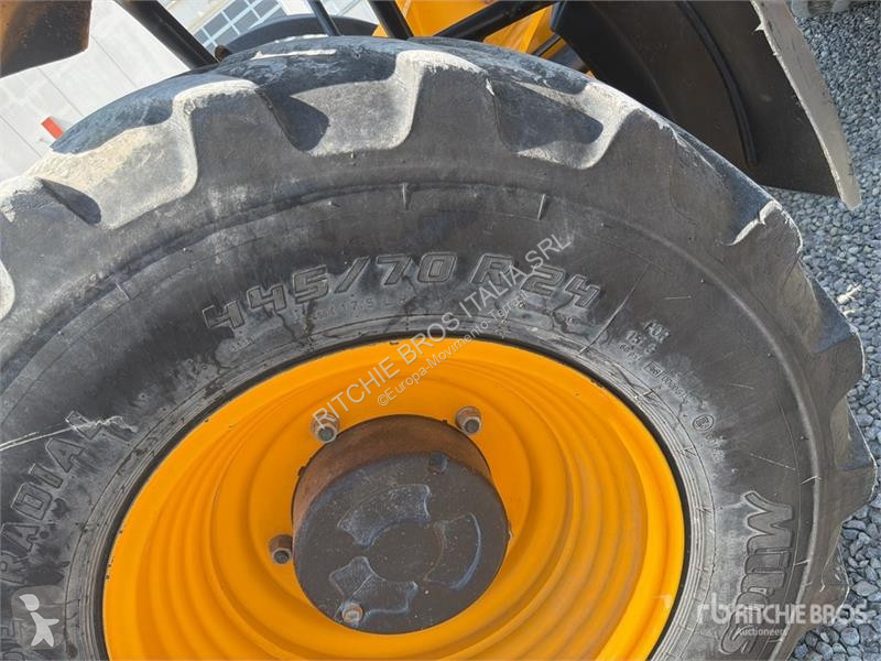 Навантажувач JCB Agri Wheel Loader