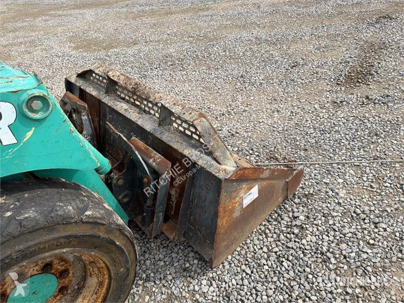 Chargeuse IHI 2041 Skid Steer Loader (Inoperable)