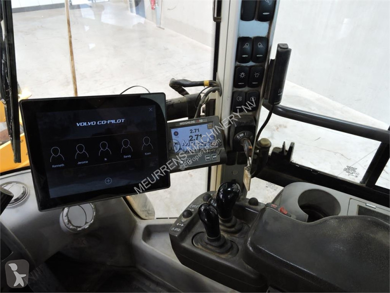 Lastare Volvo L180H CDC