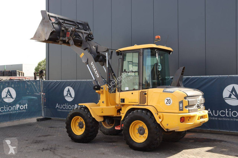 Nakladač Volvo G