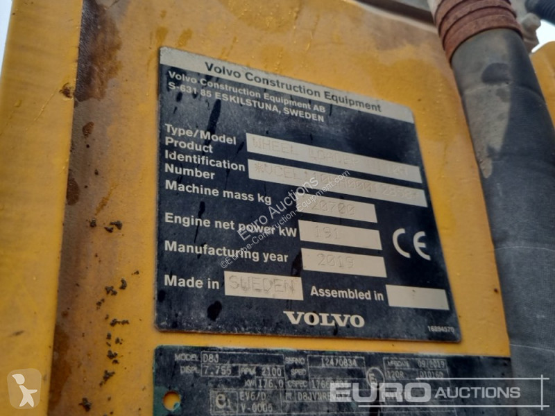 Nakladač Volvo L110H