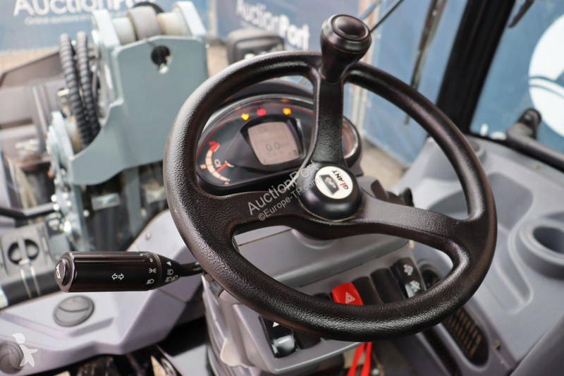 Nakladač Giant G5000 X-TRA