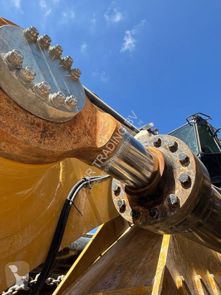 Nakladač Caterpillar (full service history...