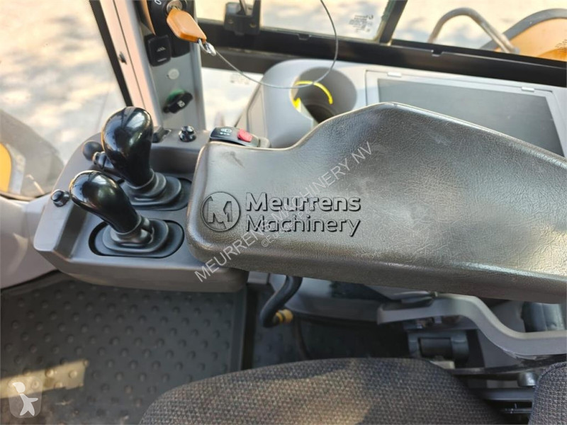 Volvo  loader