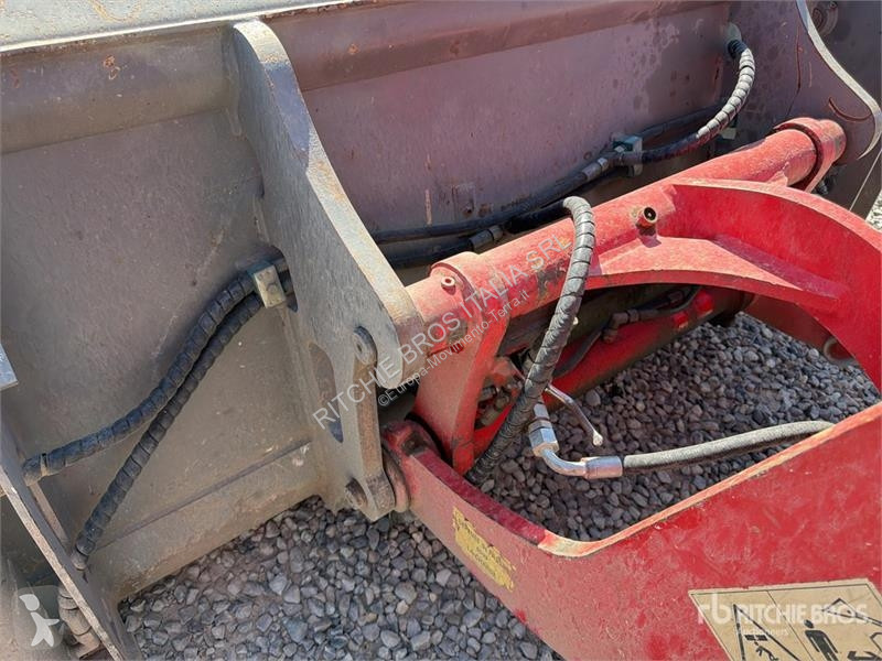 Atlas 65 loader