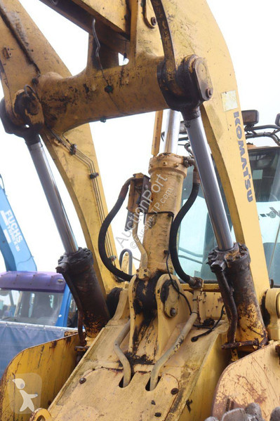 Chargeuse Komatsu WF450-3D