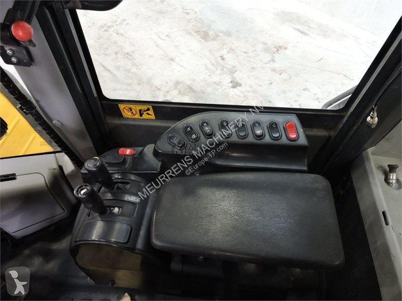 Nakladač Komatsu