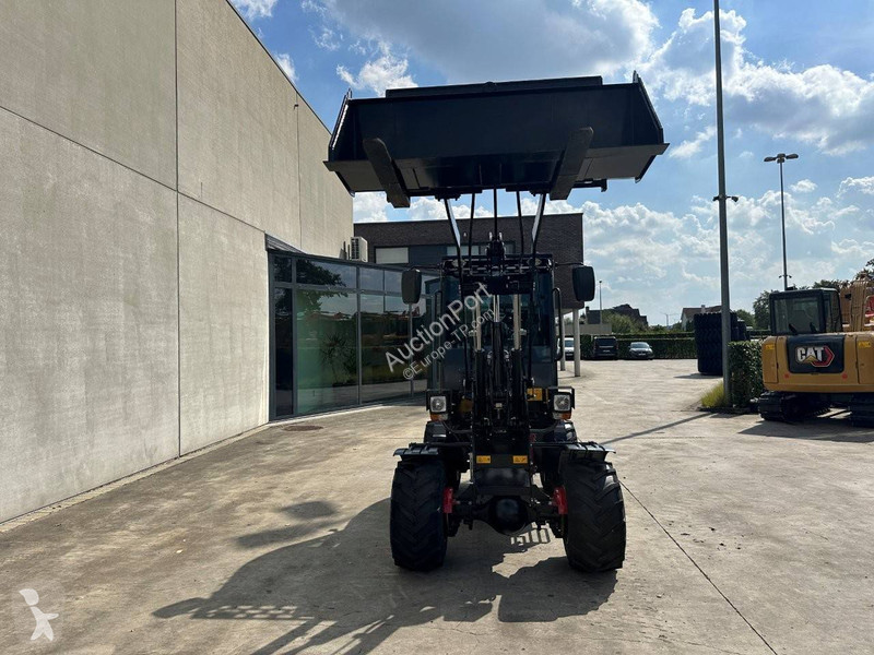 MINI 780T loader