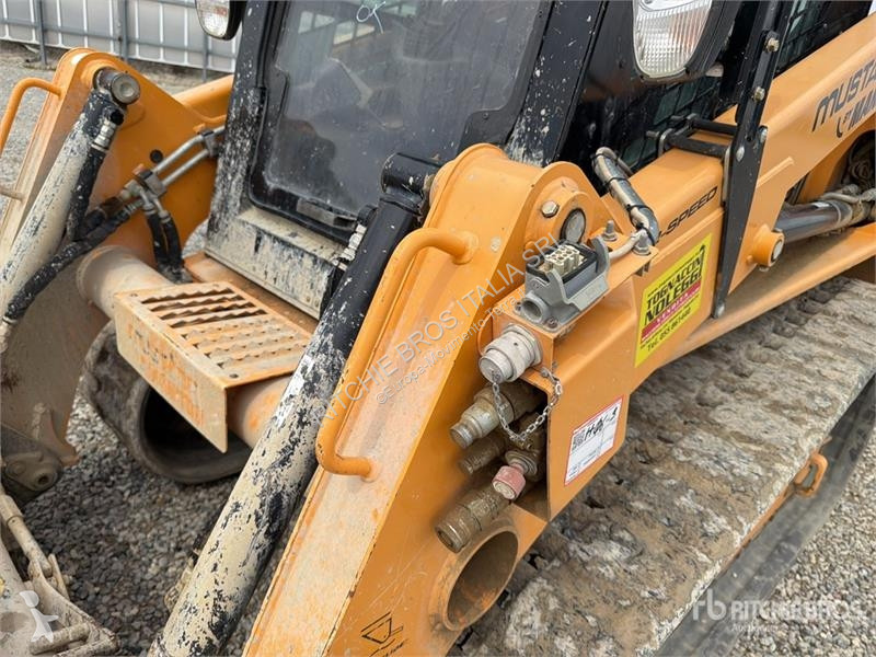 Rakodógép Mustang 2150RT Compact Track Loader