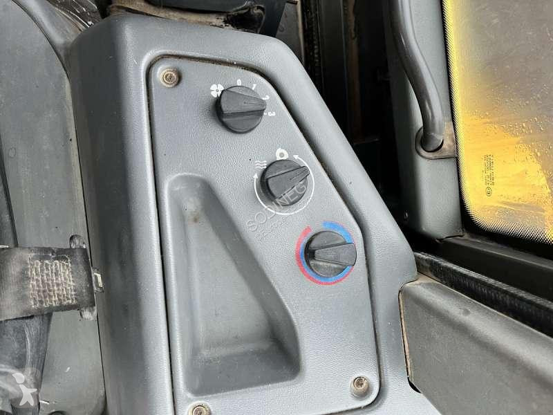 Chargeuse Volvo B-TP