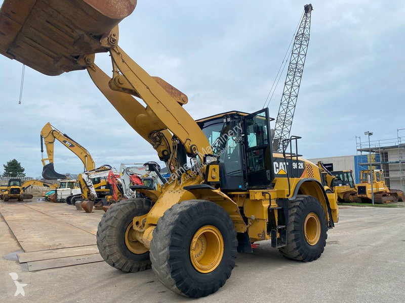 Shovel Caterpillar NVT