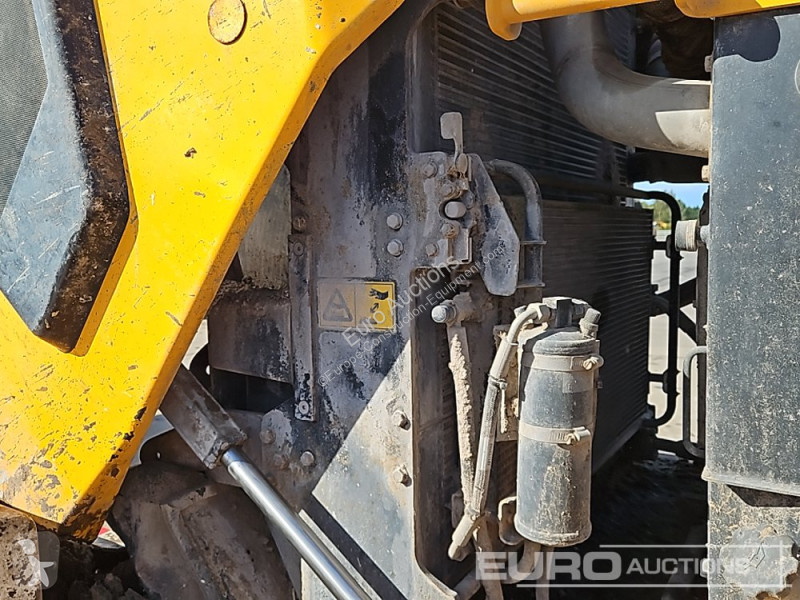 Nakladač JCB 437HT