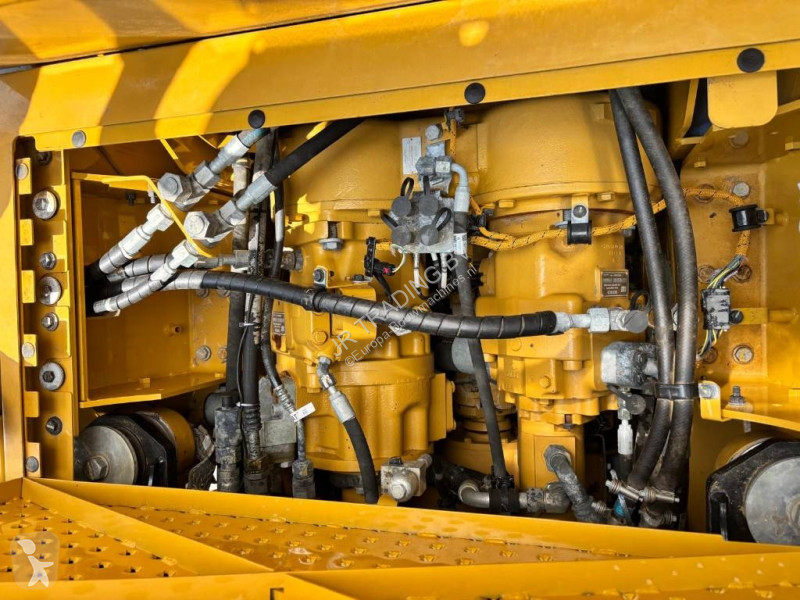 Nakladač Caterpillar 988 K (CE/EPA - Block...