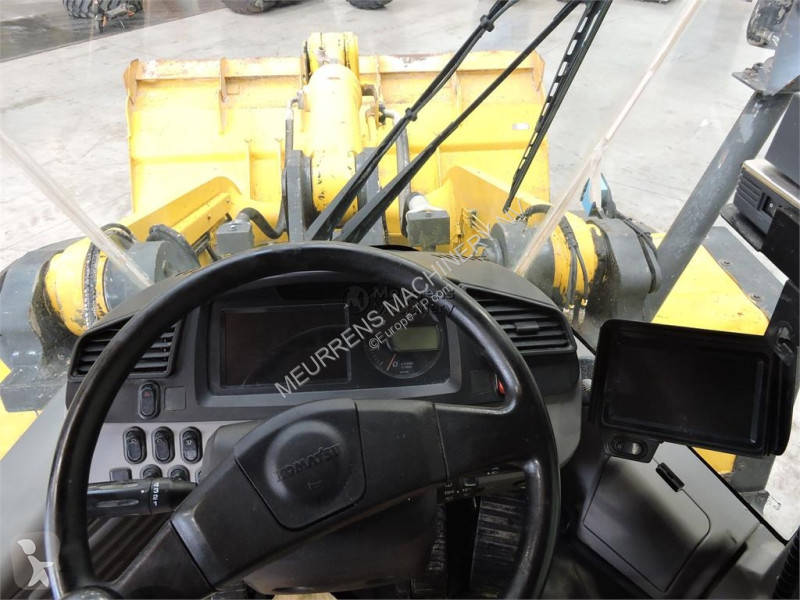 Nakladač Komatsu