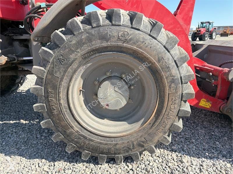 Atlas 65 loader