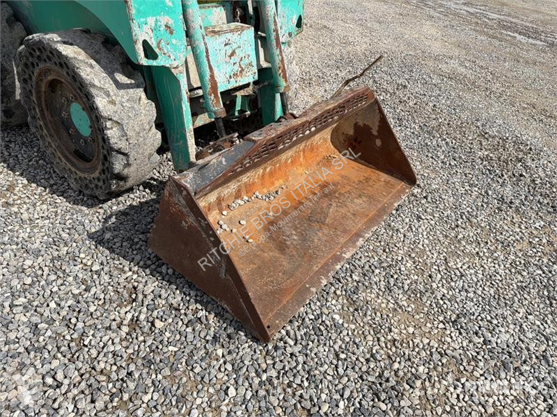 Chargeuse IHI 2041 Skid Steer Loader