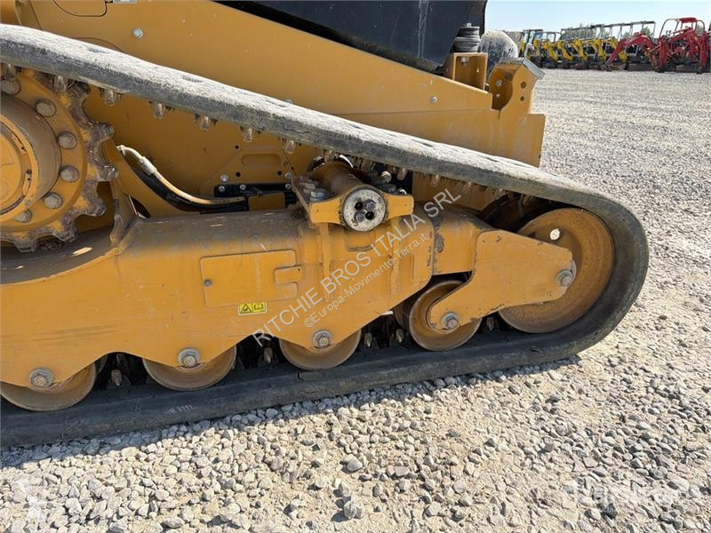 Pala cargadora Caterpillar Two-Speed Compact...