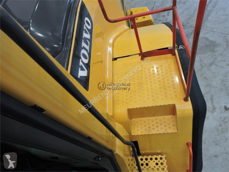 Shovel Volvo