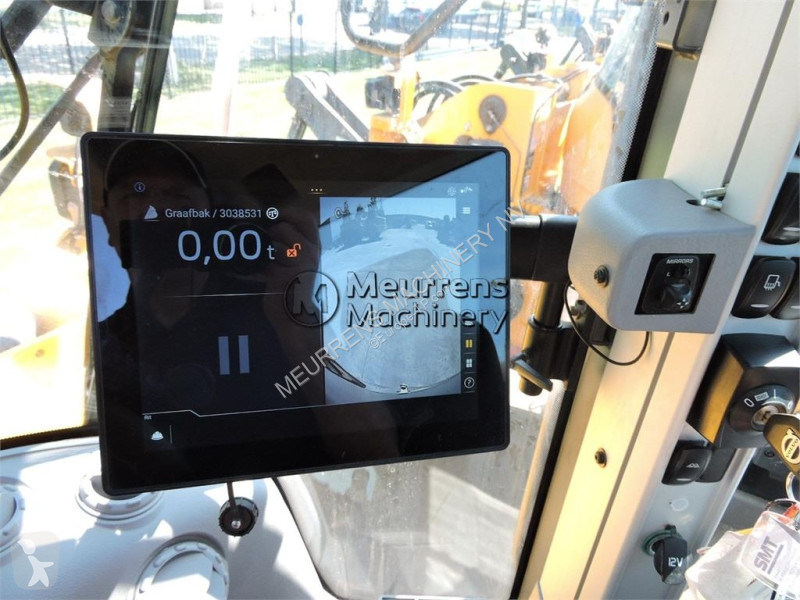 Nakladač Volvo L150H