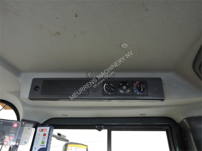 Shovel Hyundai HL955A