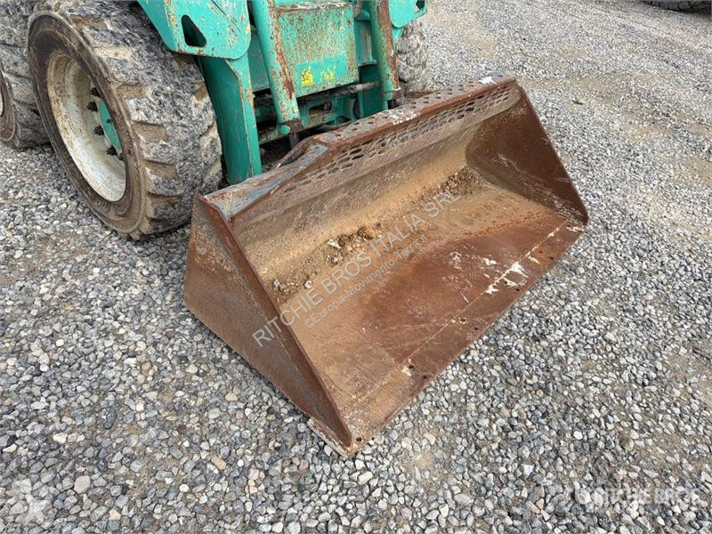Chargeuse IHI 2041 Skid Steer Loader