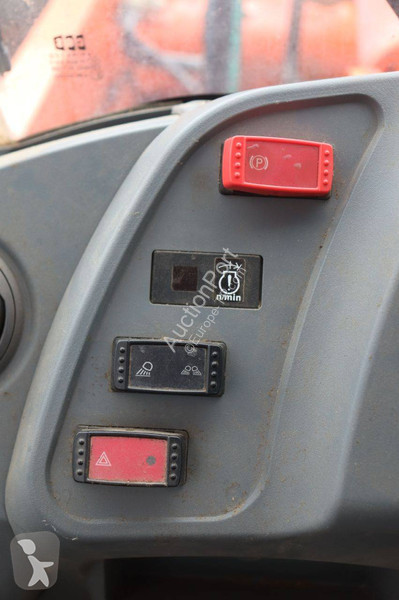 Chargeuse Hitachi 6