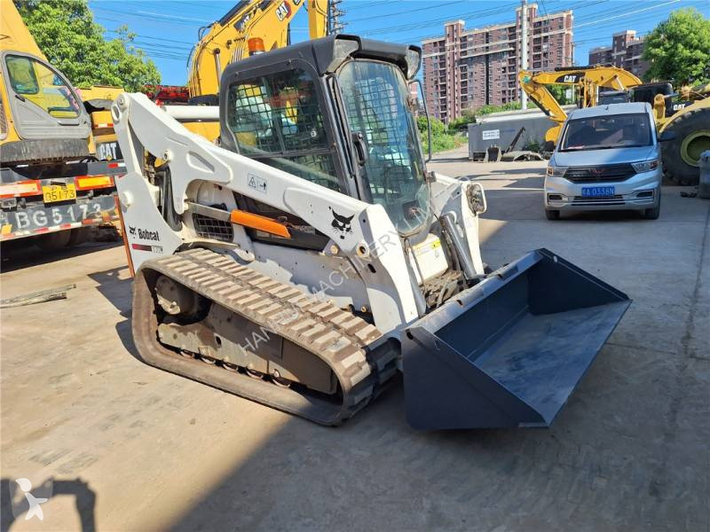 Shovel Bobcat T770