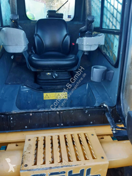 Shovel Gehl RT 175