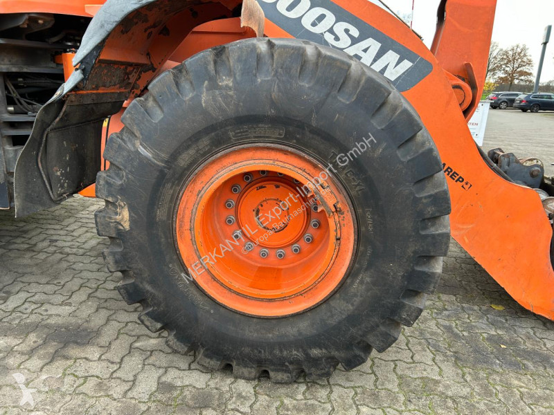 Shovel Doosan  Doosan DL 300