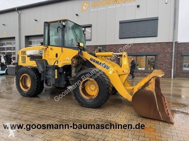 Lastare Komatsu WA200-5