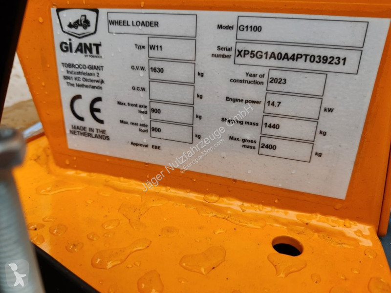 Pala cargadora  Giant 1100Y- Netto 24000.-€...