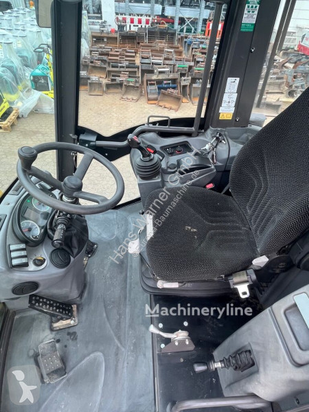 Incarcator Mecalac AS 900