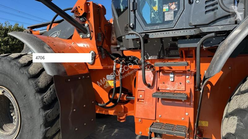 Shovel Hitachi -7