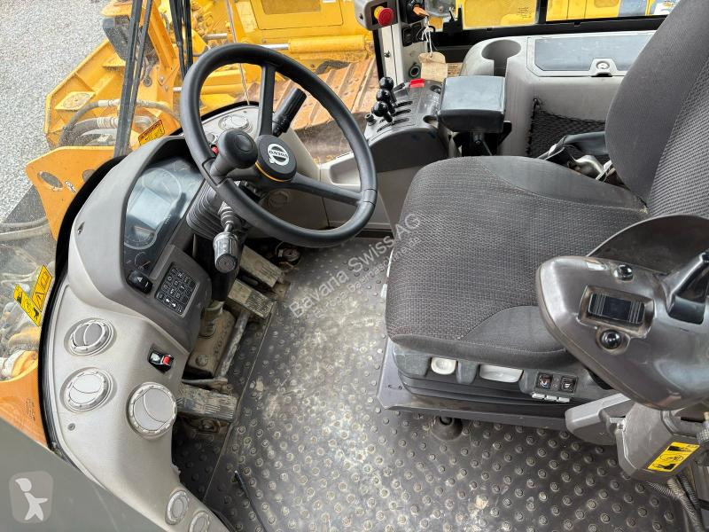 Nakladač Volvo H