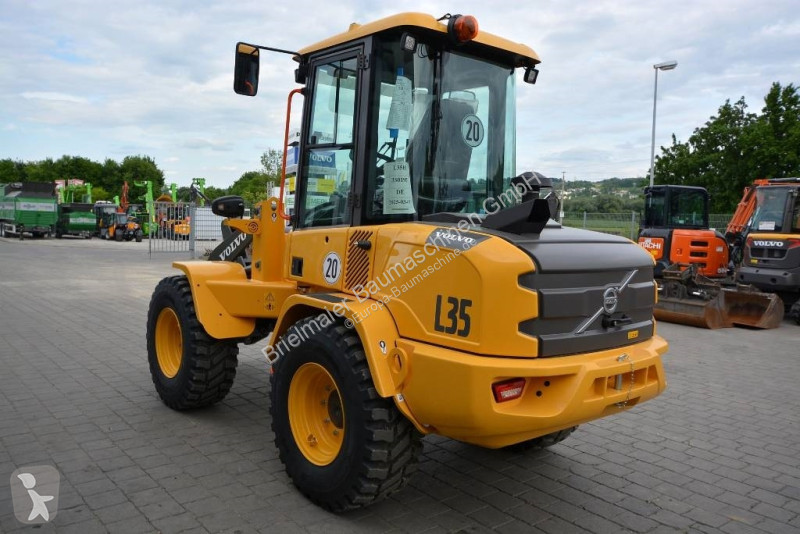 Nakladač Volvo H