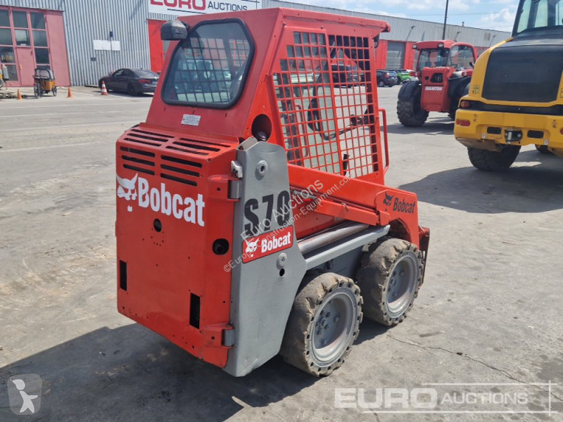 Shovel Bobcat