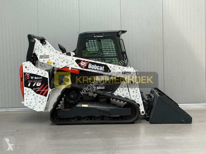 Shovel Bobcat T 76
