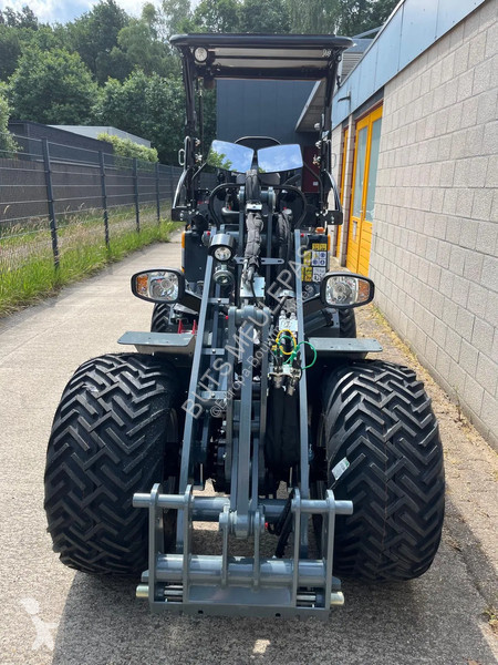 Shovel Giant G2700 X-TRA HD+