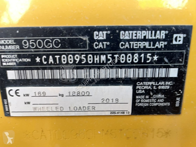 Pá carregadora Caterpillar C
