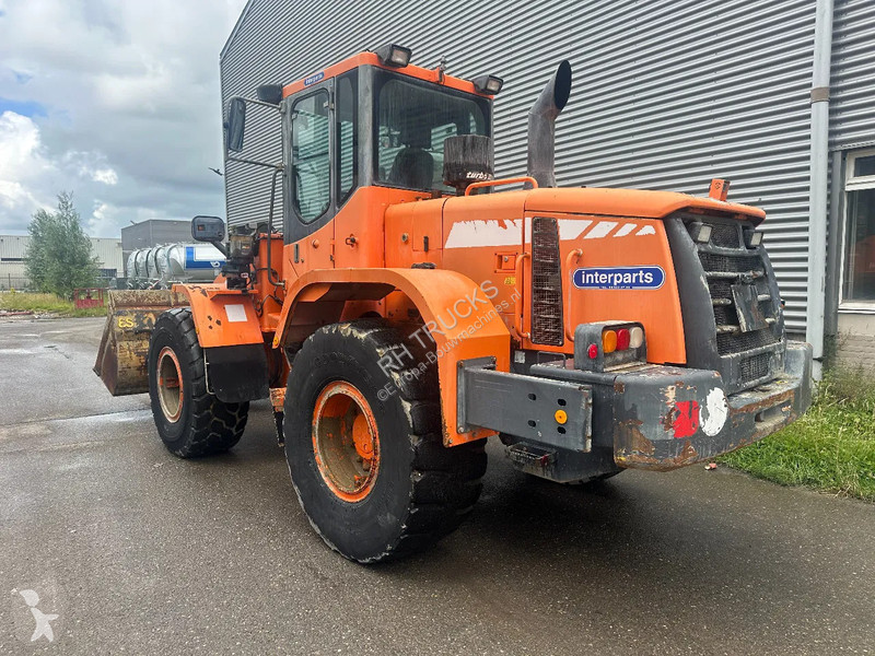 Pá carregadora Doosan 4X4, CE, 6117 HOURS