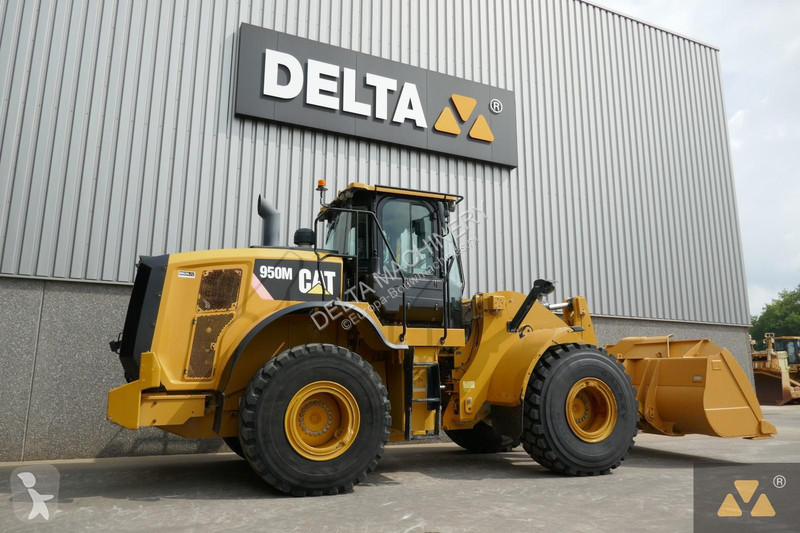 Pá carregadora Caterpillar M