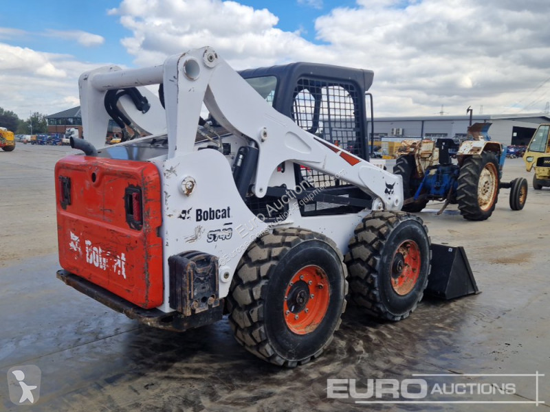 Shovel Bobcat S740