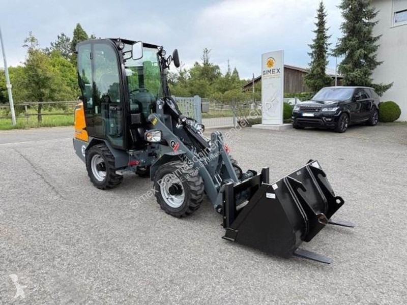 Pá carregadora Giant G2300 X-TRA HD