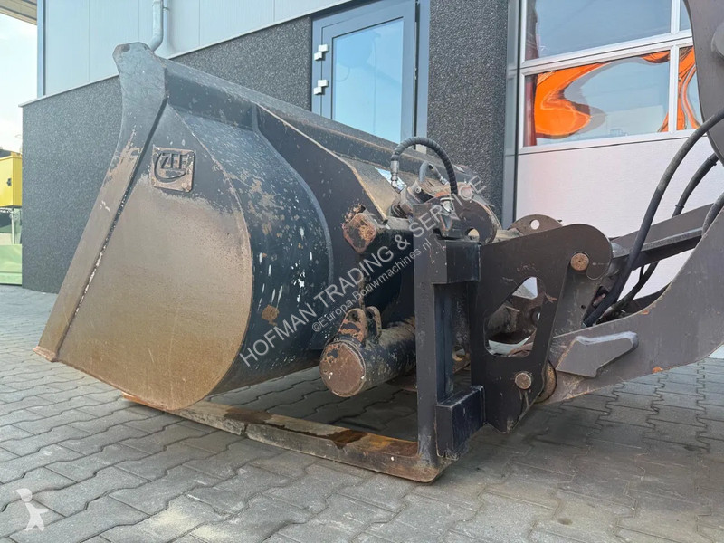 Nakladač Volvo G