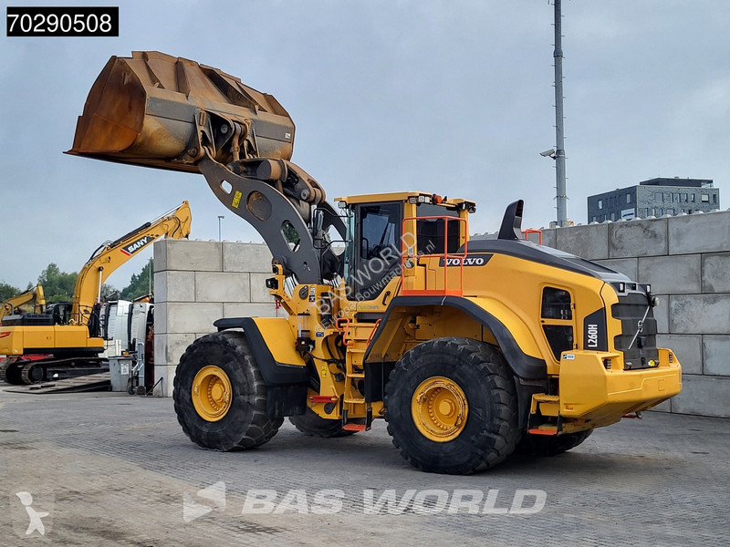Nakladač Volvo L260 H CDC