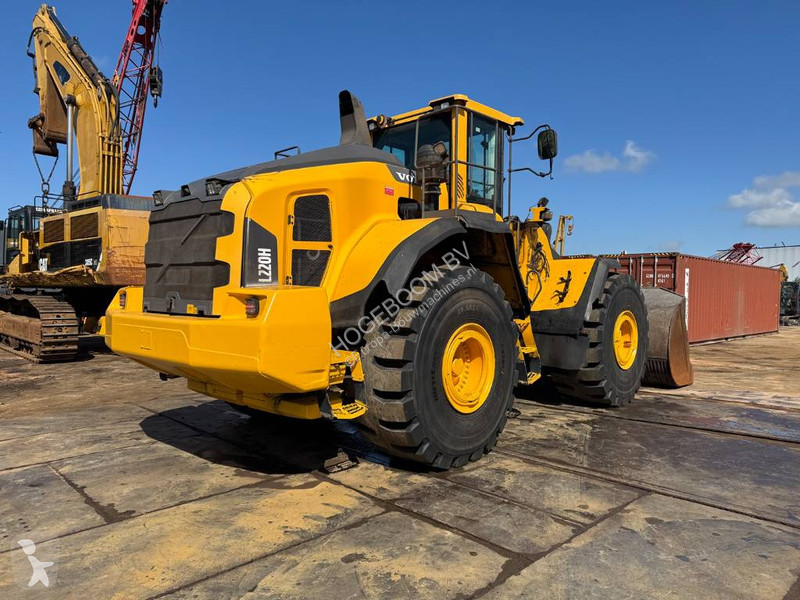 Shovel Volvo L 220 H ( WITH EW TYRES )